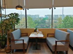 -DQ·蛋糕·冰淇淋(江北机场T2A店)