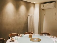 -山茶云南菜(永安里店)