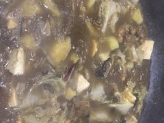 -粘豆包柴火铁锅炖