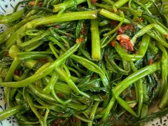 -峇峇娘马来西亚餐厅(望京SOHO店)