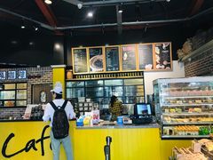 -TIMO COFFEE 阿拉校园面包