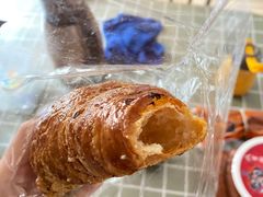 焦糖牛角包-PAPER STONE BAKERY(天环店)