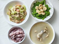 -臻爱住家月嫂育儿嫂(万达店)