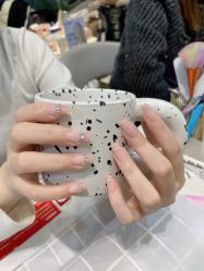 -UGIRL有个美甲