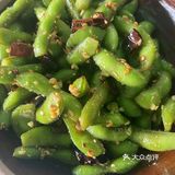这是一家汉阳区非常出名的宵夜摊，以虾子烧烤最为出名