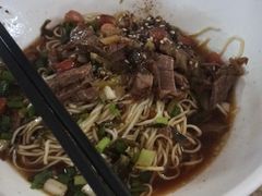 -阿阳牛腩腌面店
