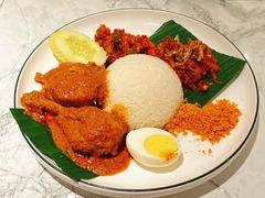 大鸡腿椰浆饭-Madam Kwan's(Mid Valley Megamall)