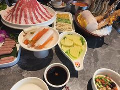 -德天肥牛海鲜火锅(城西银泰店)