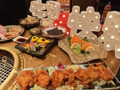 -肉魁屋·烧肉·烧鸟·酒场(高新店)