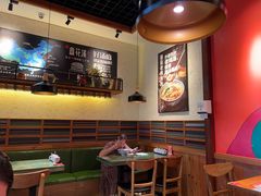 -鑫花溪牛肉米粉(东环大润发店)
