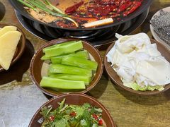 -黄潇洒老火锅(九眼桥宏济巷店)