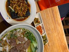 -湘人龙记老长沙米粉(鸟巢店)