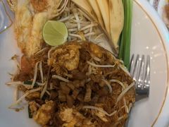 -光海鲜鱼翅餐厅(叻差拉披色路店)