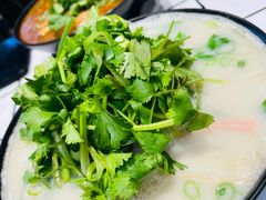 -肥汁米蘭香港米线(长宁来福士店)