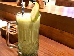 matcha&nbsp;milkshake-DiAtas by Art Cafe Bumbu Bali