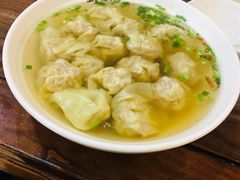 鲜肉小馄饨-上卢老天大馄饨(上楼线店)