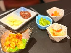 -山川小町·极番烧肉(新地假日广场店)