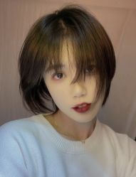 -变画·发型STUDIO