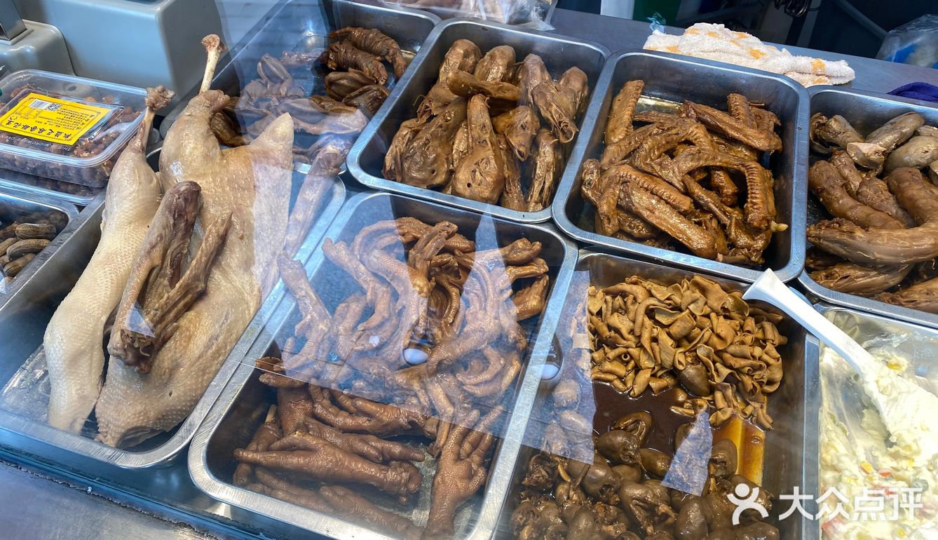 +脆饼=¥9。小区门口买了可可牛奶