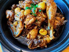 板栗烧仔鸡-莲餐厅·湖北菜·藕汤老手艺(愚园路店)