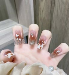 -兔猫ToMoreNails美甲美睫