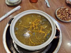 -杨记山珍鸡煲菌汤锅