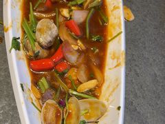 -三兄弟灰太狼烧烤.龙虾烤鱼(上海交大店)