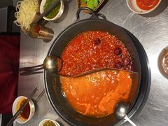 -朱光玉火锅馆(小寨原力场店)