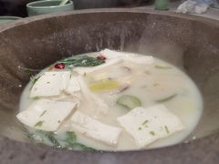 鲜潭手打虾滑-鲜潭蒸汽石锅鱼(五道口购物中心店)