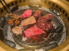 -山川小町·极番烧肉(新地假日广场店)