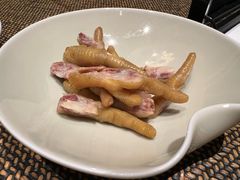 盐焗鸡爪-新荣记(西溪湿地店)