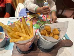 -水桶王国主题餐厅·聚会·生日派对·亲子活动·家庭套餐(亚龙湾希尔顿店)