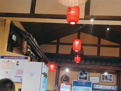 -富正毅三下锅·湘西韵味(天门山索道店)
