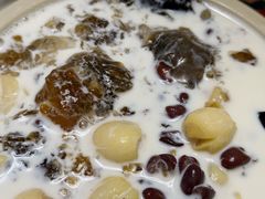 -RUXU入续糖水铺与包(卓悦中心店)