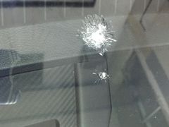 -鲨鱼皮汽车凹陷玻璃修复(静安店)