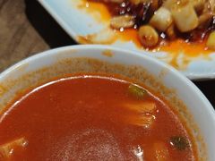 -东口码头·烧鸽子·鱼头泡饼·地方菜(金鹰悦城店)