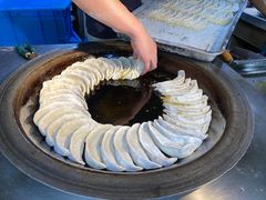 -老新隆牛肉锅贴(新街口店)