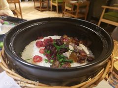 式腊味煲仔饭-狐狸爱上椰子鸡(滨江星光大道店)