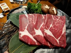-仨仨米炭火烤肉