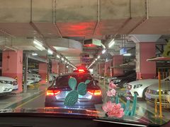 -环球港-停车场