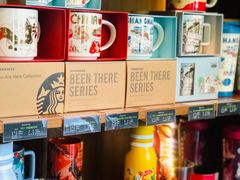 -星巴克(西藏路店)