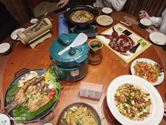 -老滇山寨•云南特色菜•地方菜•民族风情歌舞表演(金碧店)