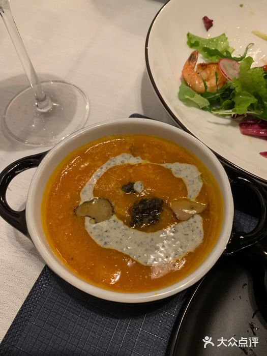 Ponte 意大利餐厅松露南瓜汤图片