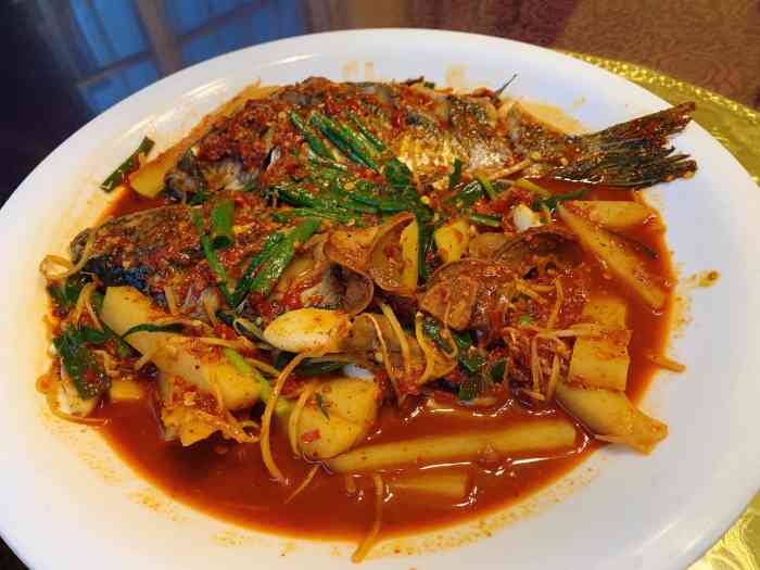 杨府家宴-"来的时候,前台让我们上3楼,没人安排坐哪."-大众点评移动版