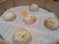 蟹粉小笼汤包-鼎泰丰(当代商城店)