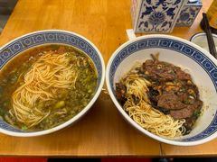 -沪西老弄堂面馆(定西路店)