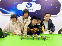 -蓝精灵创客少儿编程(百步亭中心)