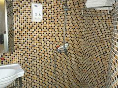 -鹏展商务宾馆(深圳坂田五和店)