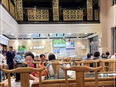 大堂-杨记清芳牛肉拉面(宝龙广场店)