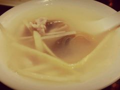 -温汤大酒店餐厅